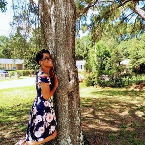 Meet your Posher, Keniqua